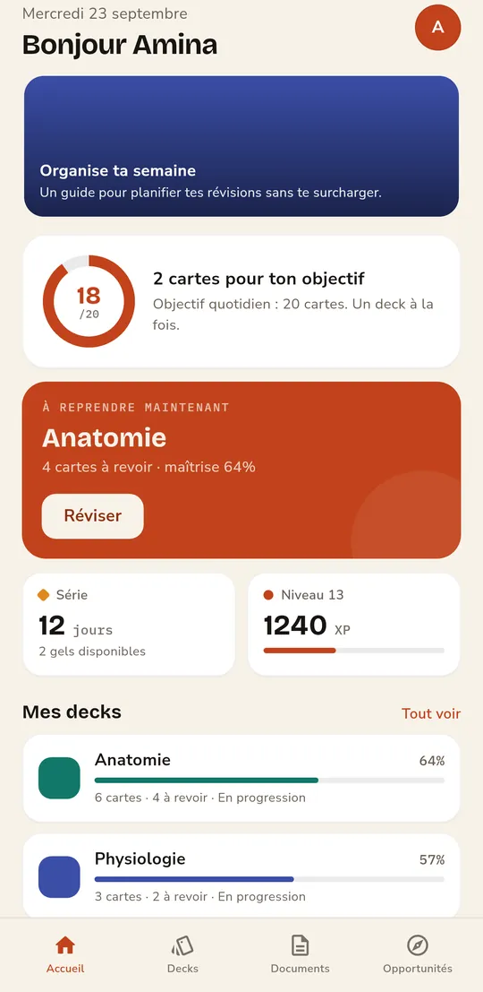 Écran d'accueil de StudAI : objectif du jour, série de 12 jours, decks Anatomie et Physiologie